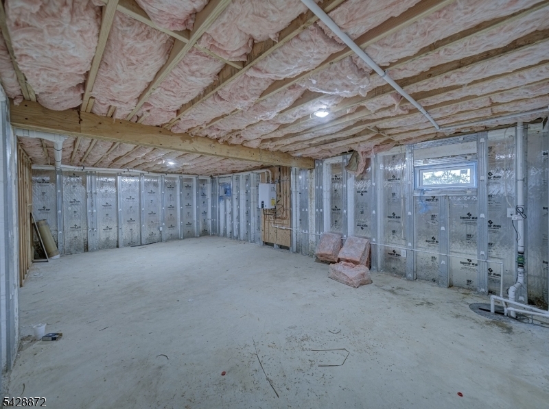 8 Travers Avenue Edison, NJ 08817 - Photo 16 of 18