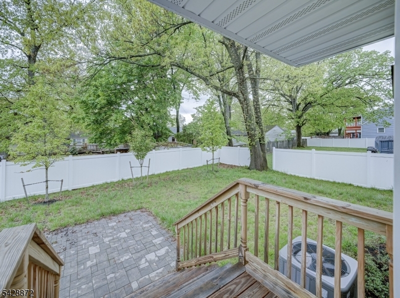 8 Travers Avenue Edison, NJ 08817 - Photo 17 of 18