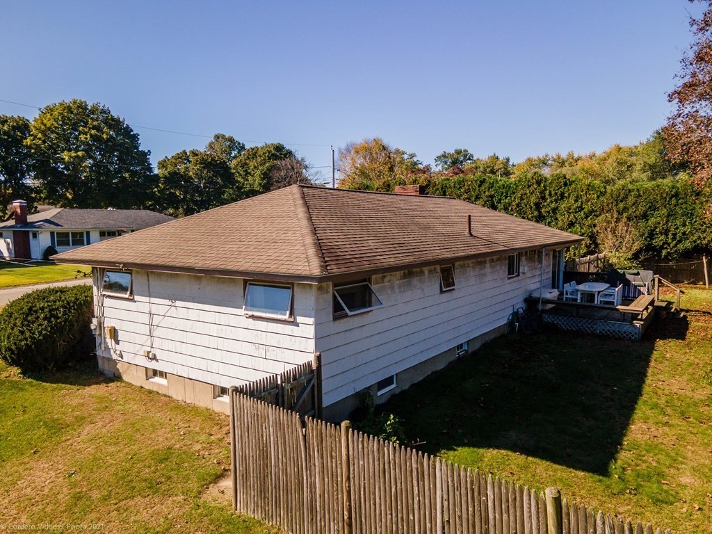 79 Montgomery Road Swansea, MA 02777 - Photo 26 of 29 Gallery Image 26