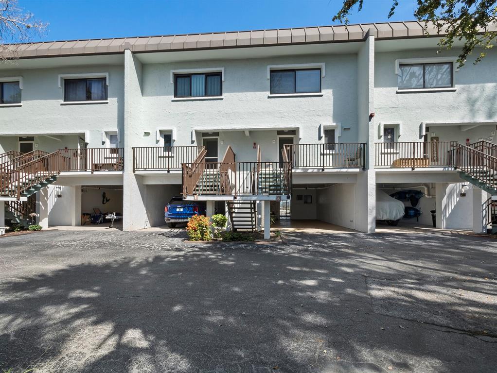 490 North Shore Road, Unit 6 Longboat Key, FL 34228 - Photo 10 of 67