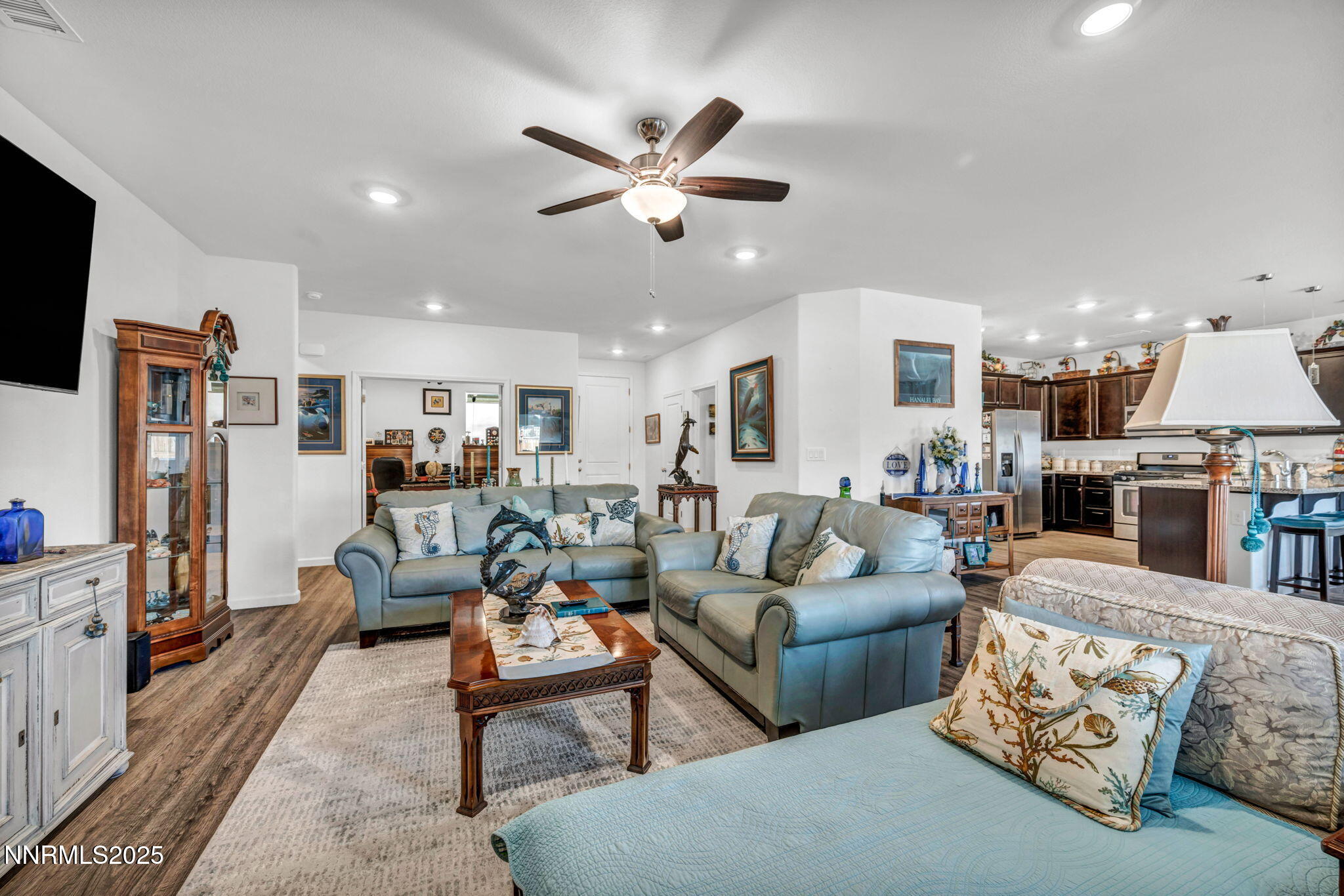 508 Beckwourth Drive Reno, NV 89506 - Photo 16 of 53 22-web-or-mls-508-beckwourth-dr