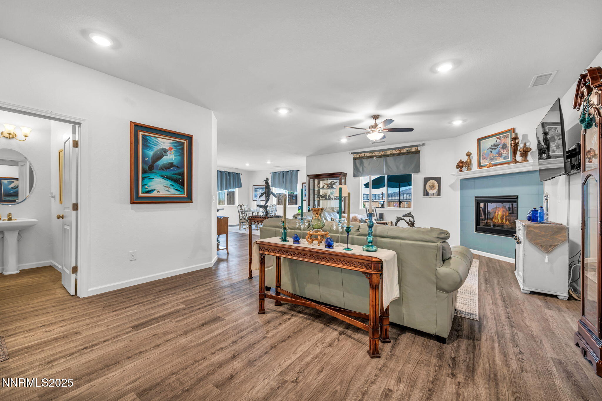 508 Beckwourth Drive Reno, NV 89506 - Photo 17 of 53 25-web-or-mls-508-beckwourth-dr