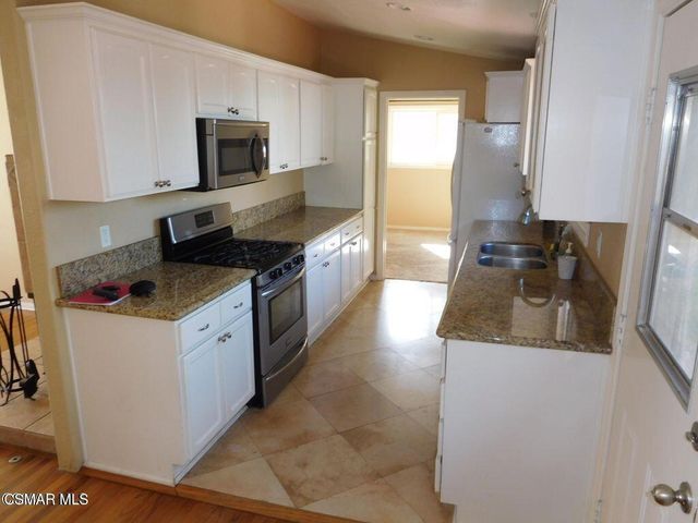 $3,500 | 744 Dennis Avenue, Simi Valley, CA 93065
