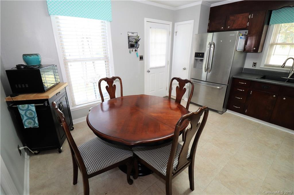 112 Mountain View Road Bessemer City, NC 28016 - Photo 11 of 29 Gallery Image 11