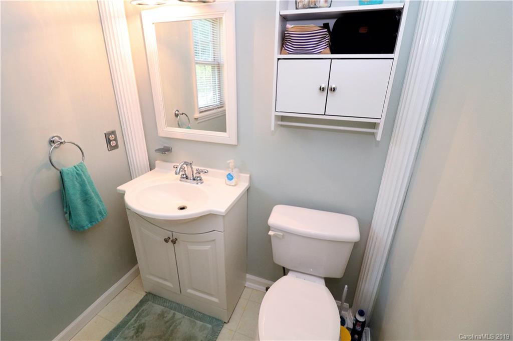 112 Mountain View Road Bessemer City, NC 28016 - Photo 15 of 29 Gallery Image 15