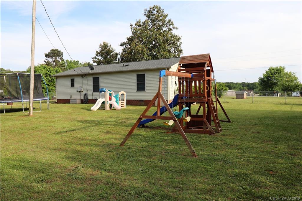 112 Mountain View Road Bessemer City, NC 28016 - Photo 24 of 29 Gallery Image 24