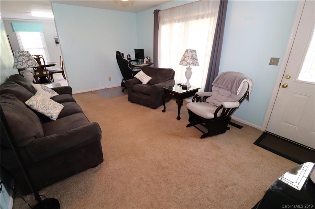 112 Mountain View Road Bessemer City, NC 28016 - Photo 5 of 29 Gallery Image 5
