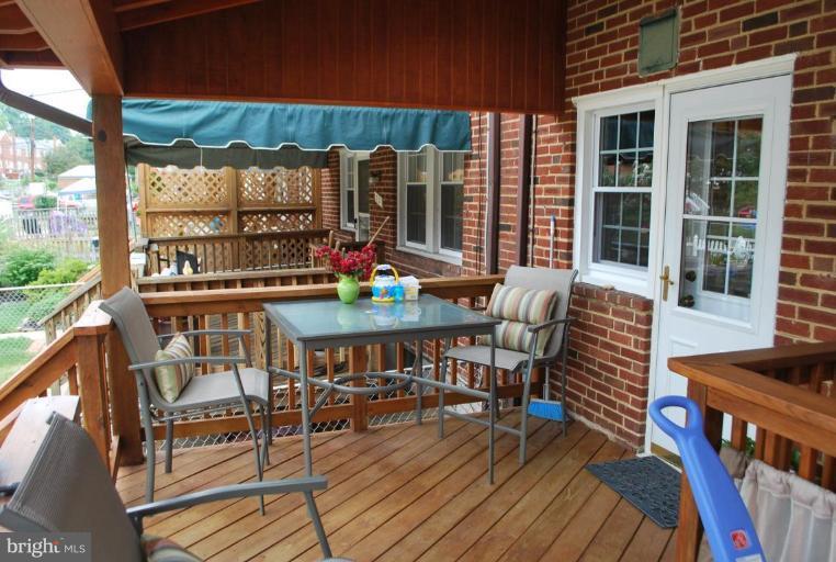 310 Stratford Road Catonsville, MD 21228 - Photo 22 of 25 Deck