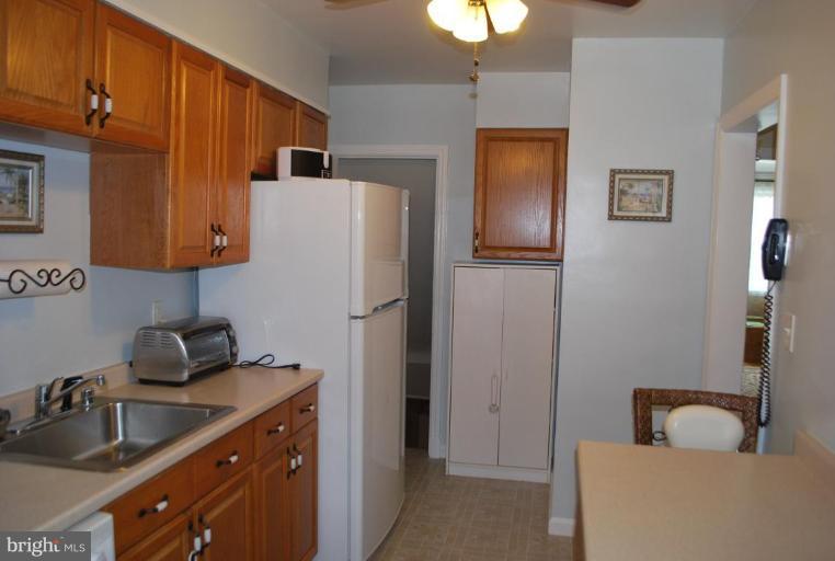 310 Stratford Road Catonsville, MD 21228 - Photo 8 of 25 Kitchen #2