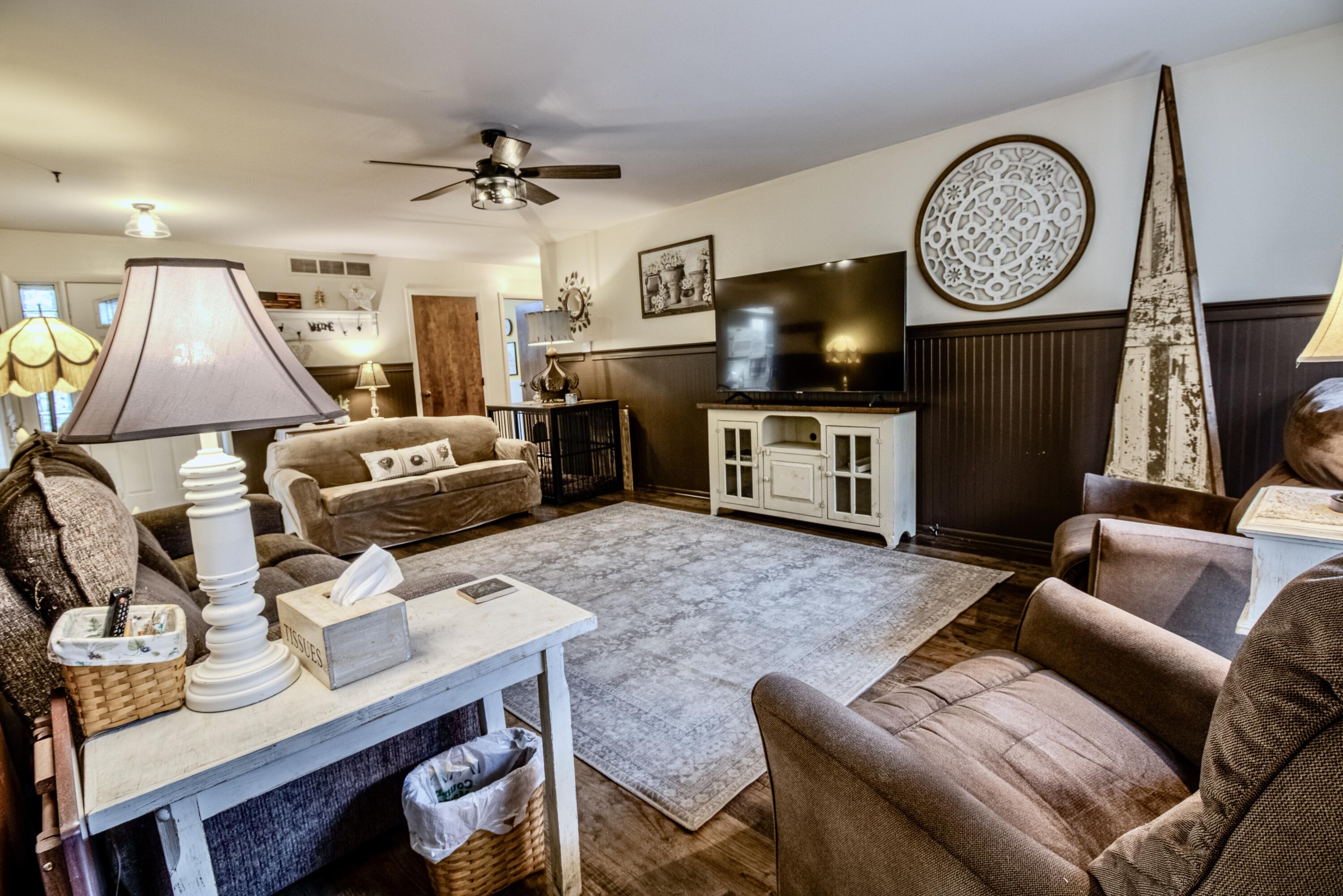 3129 Happy Valley Road Jackson, MI 49203 - Photo 22 of 50 LivingRoom7