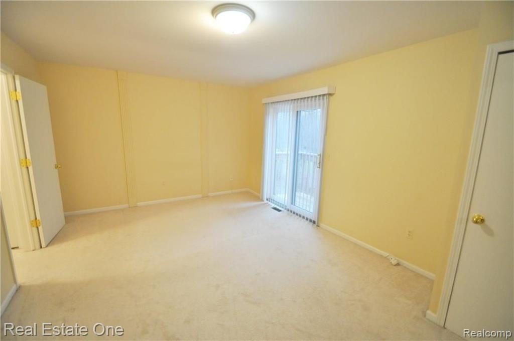 1638 River View Drive, Unit 41 Rochester Hills, MI 48307 - Photo 22 of 31