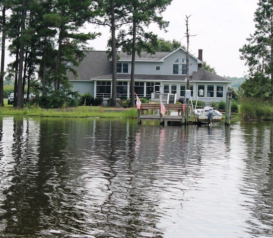 185 Chad Loop Belhaven, NC 27810 - Photo 1 of 27 Primary Photo