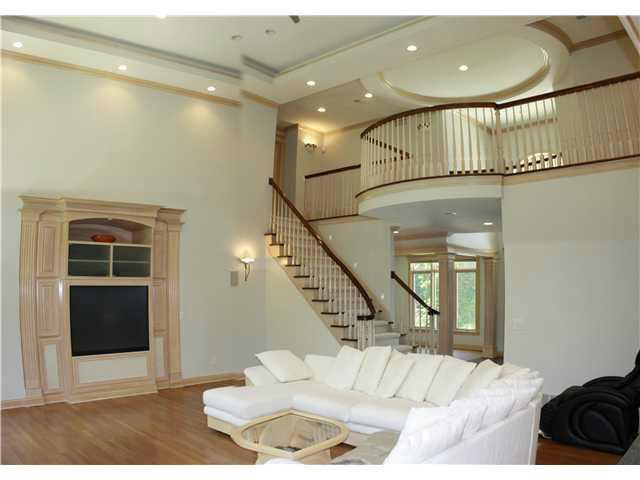 4480 Summit Ridge Road Columbus, OH 43220 - Photo 4 of 23 Gallery Image 4