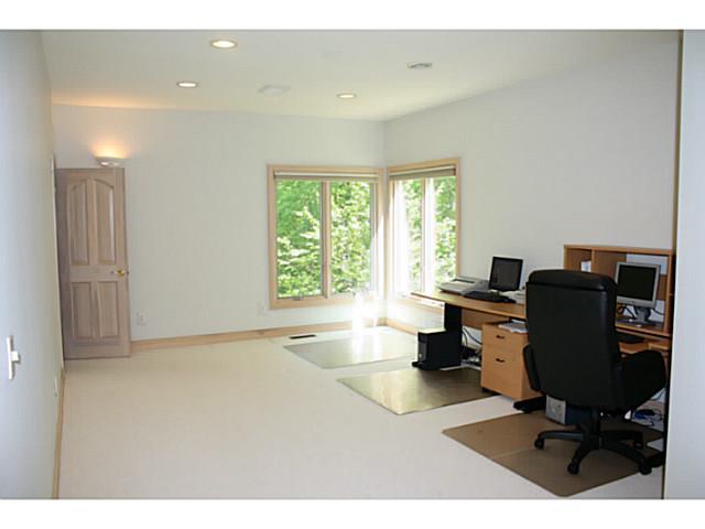4480 Summit Ridge Road Columbus, OH 43220 - Photo 10 of 23 Gallery Image 10