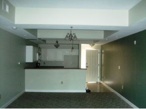 120 Raceday Centre, Unit 102 Bristol, TN 37620 - Photo 3 of 12 Living Room