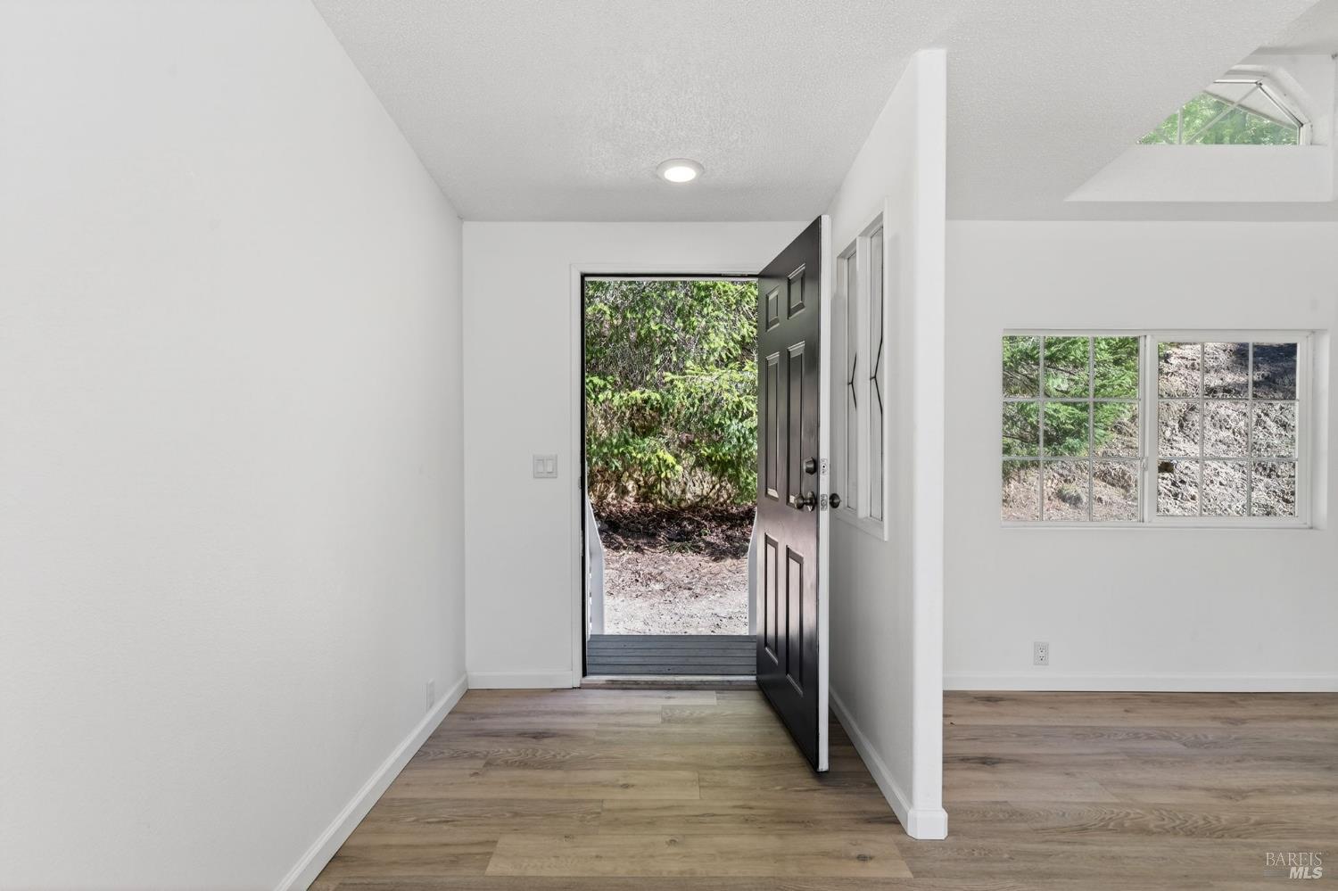 40421 Mountain View Road Manchester, CA 95459 - Photo 3 of 32