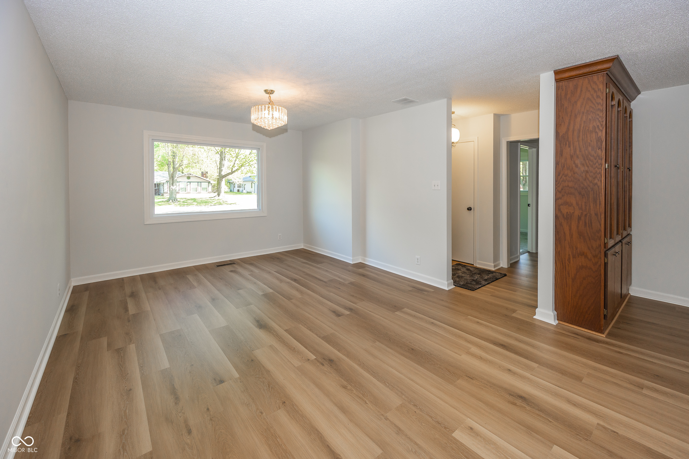 8021 Guion Road Indianapolis, IN 46268 - Photo 17 of 26