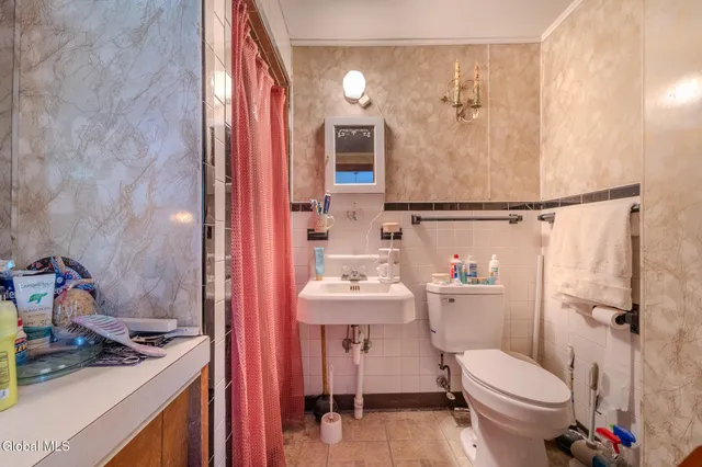 $475,000 | Undisclosed Address, Jewett, NY 12444