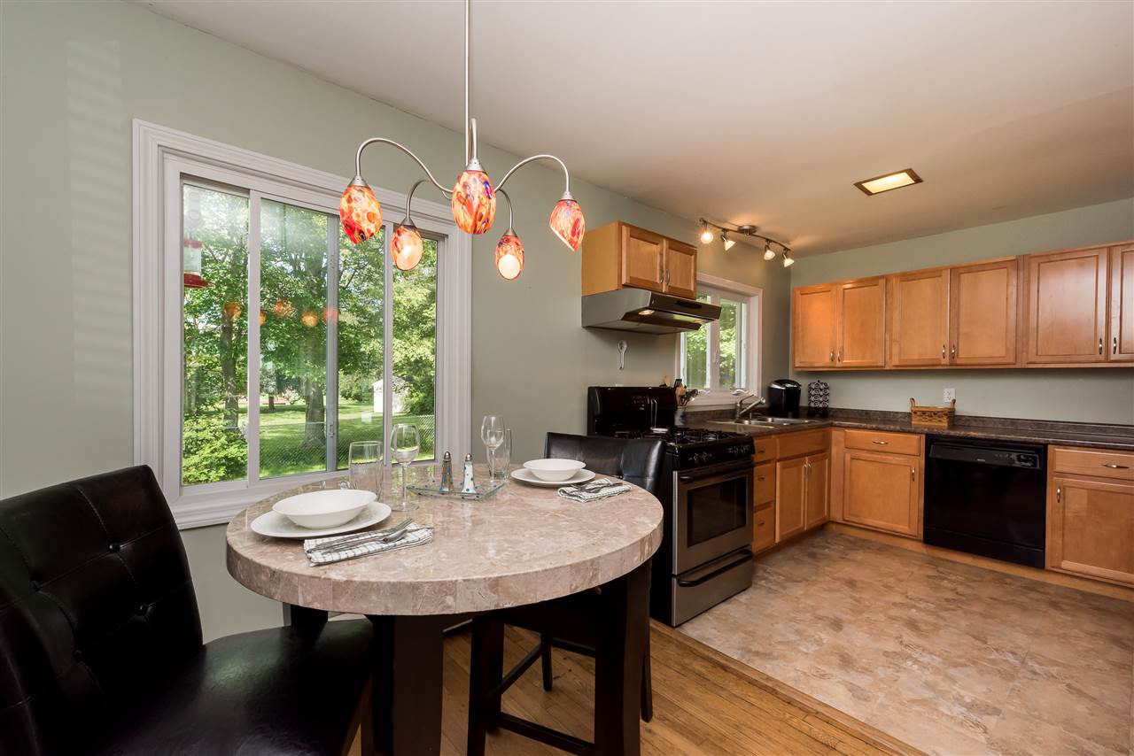68 Ocean Road Portsmouth, NH 03801 - Photo 5 of 26 Gallery Image 5