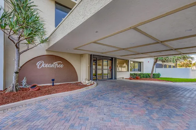 $6,500 | 3400 North Ocean Drive, Unit 2002, Singer Island, FL 33404