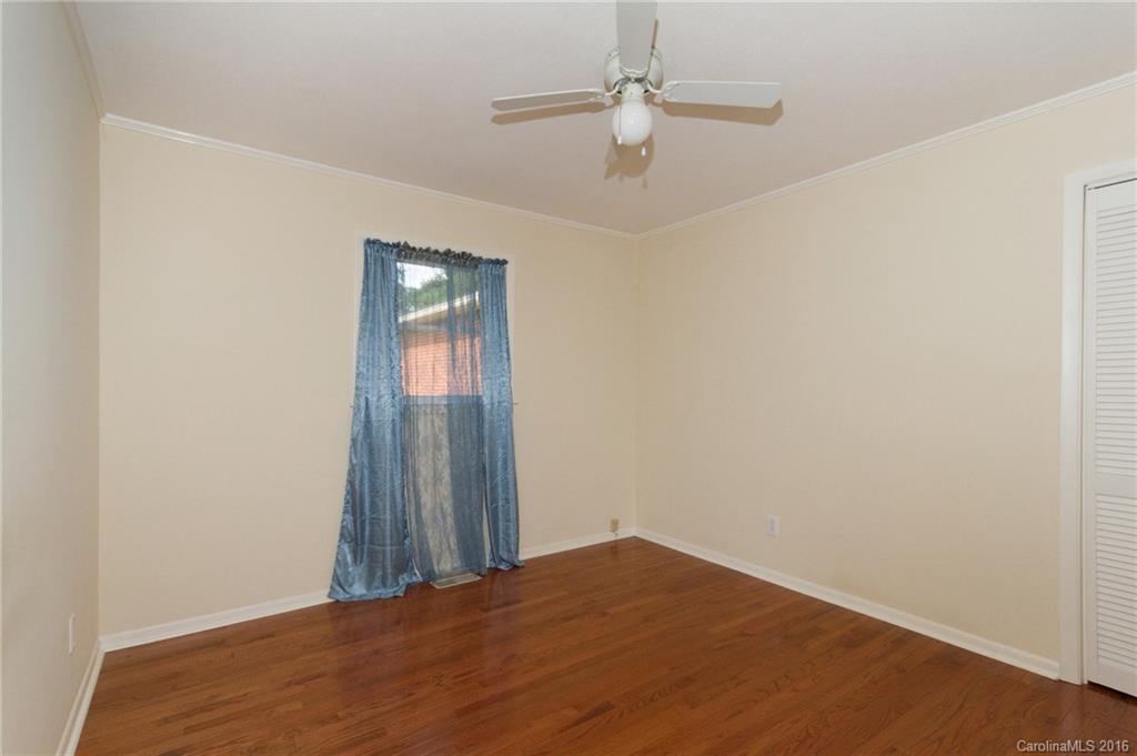 461 Carriage Road Statesville, NC 28677 - Photo 12 of 24