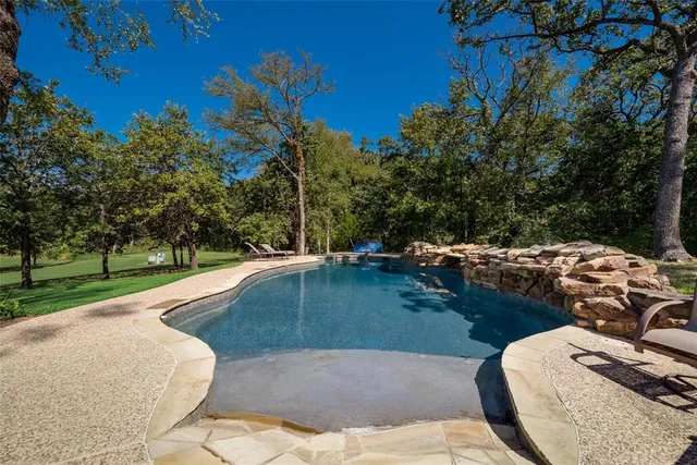 a view of outdoor space yard and patio