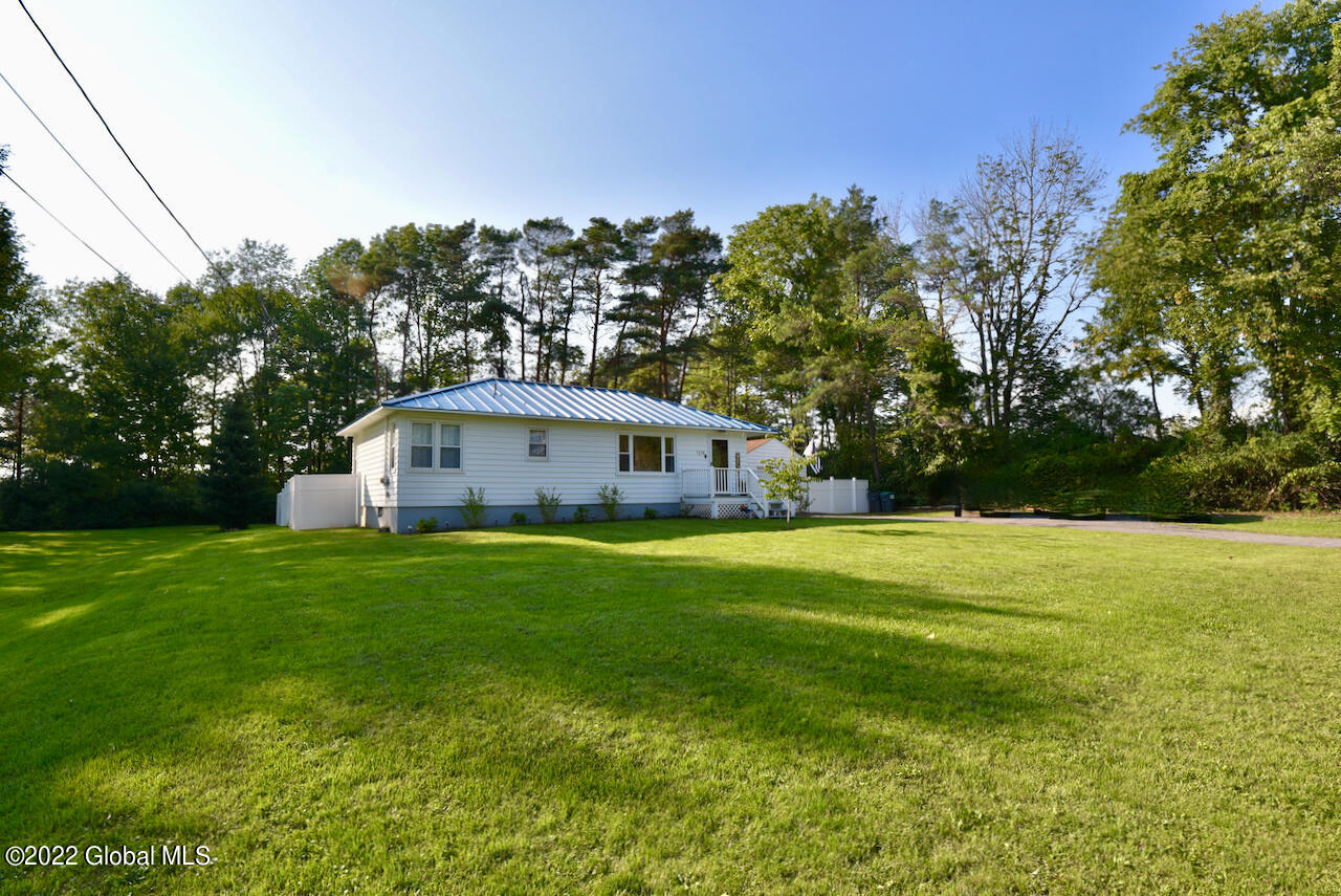 1374 Midline Road Amsterdam, NY 12010 - Photo 1 of 49 1