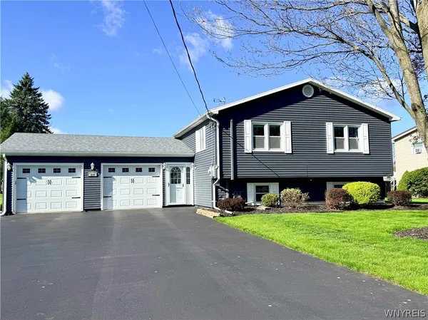 $279,900 | 217 South Main Street, Batavia City, NY 14020