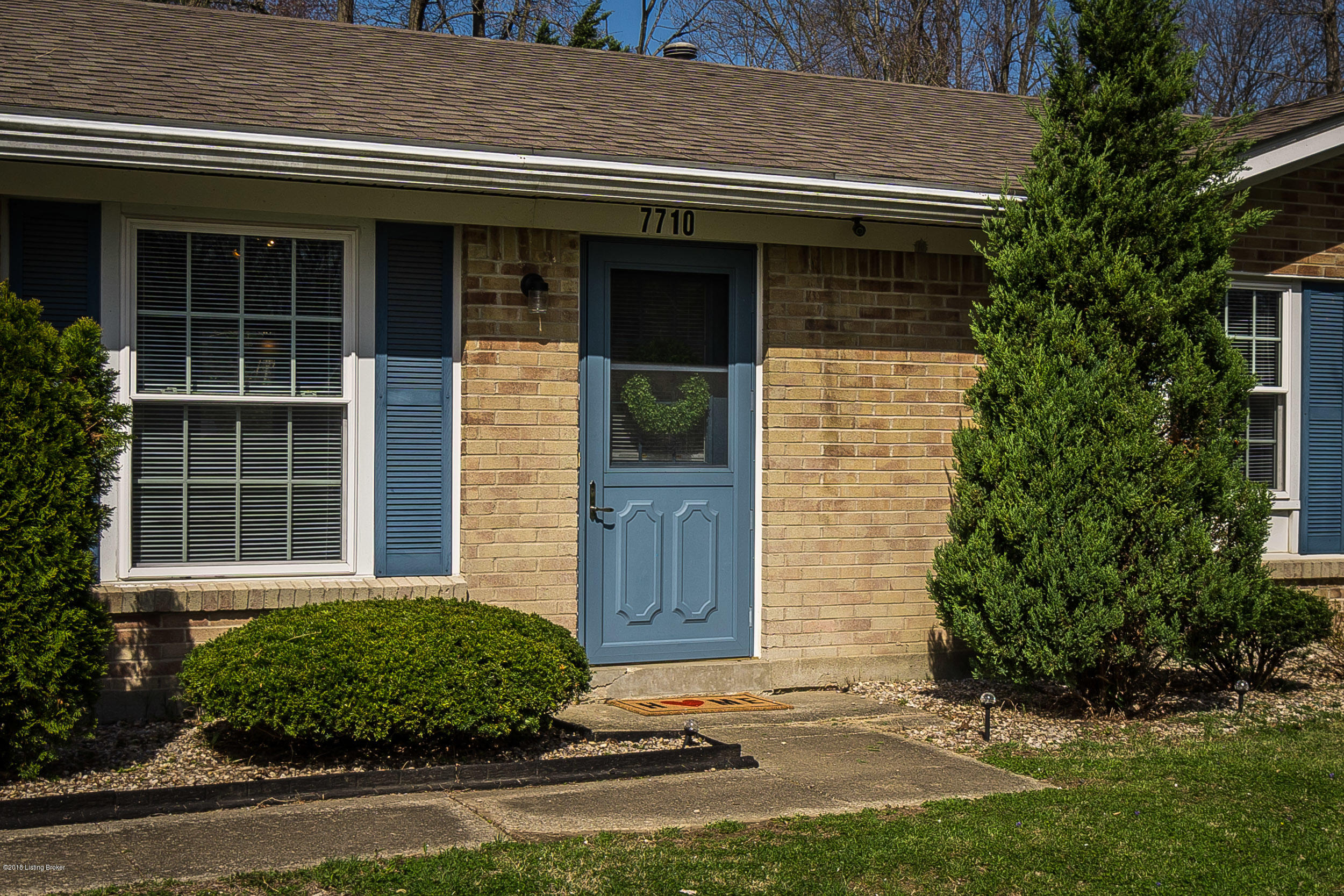 7710 Rochelle Road Louisville, KY 40228 - Photo 24 of 26 7710 Rochelle Rd-13