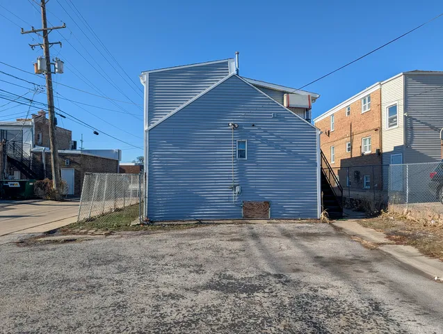 $299,990 | 1911 North 19th Avenue, Melrose Park, IL 60160