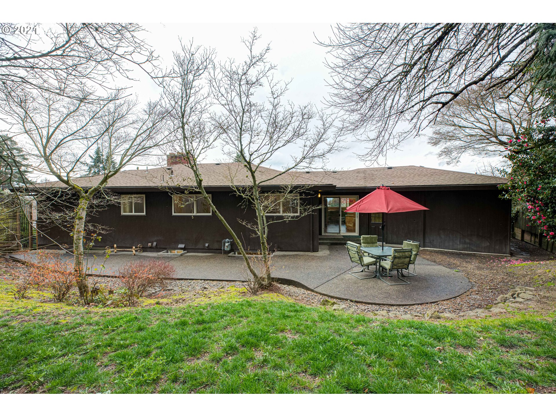 3766 Southwest Jerald Way Portland, OR 97221 - Photo 26 of 31