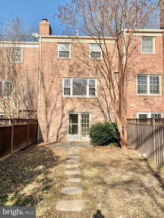$3,795 | 1557 Dunterry Place, McLean, VA 22101