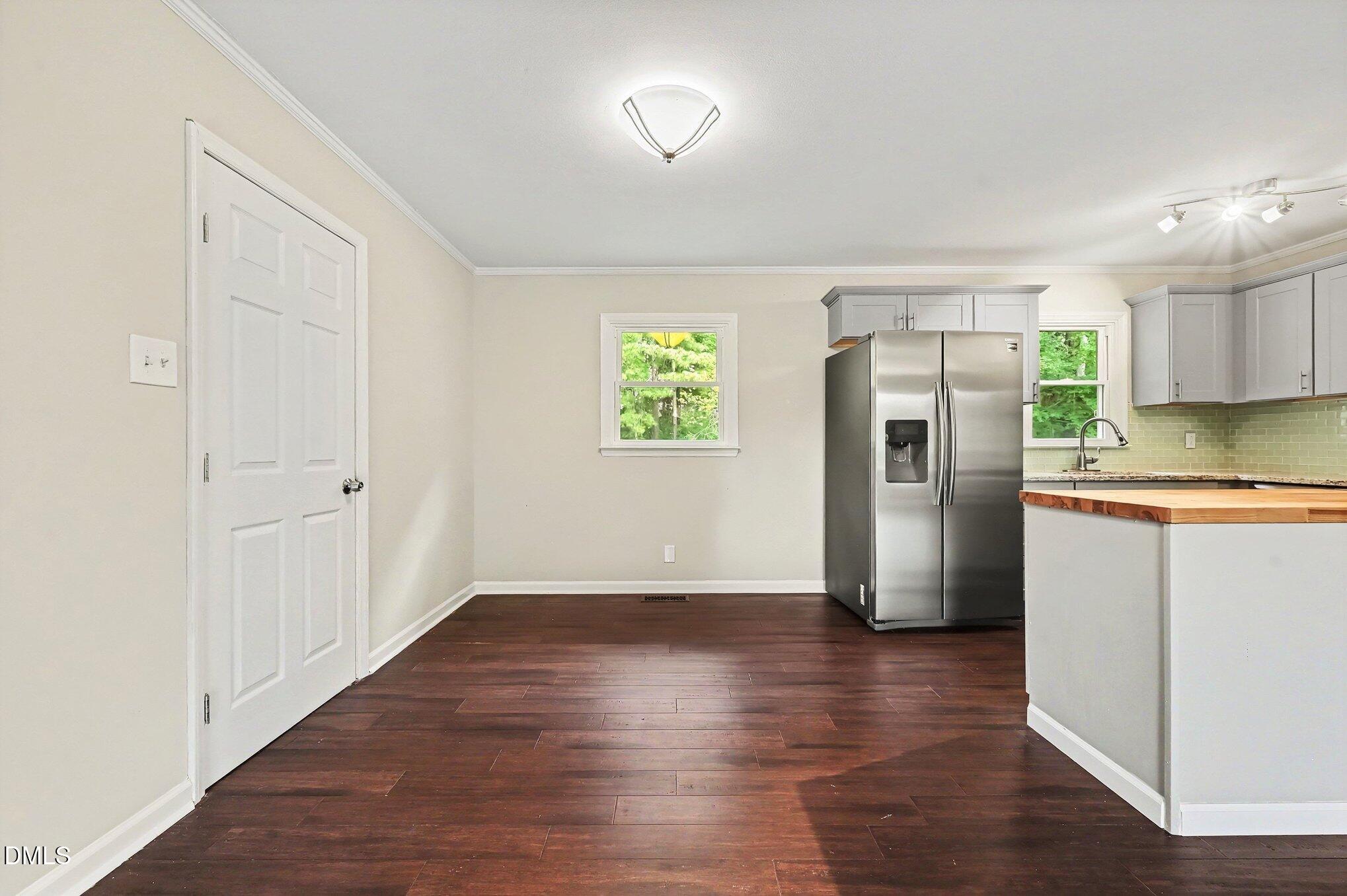1217 Clinton Road Durham, NC 27703 - Photo 6 of 19 006_file_7200