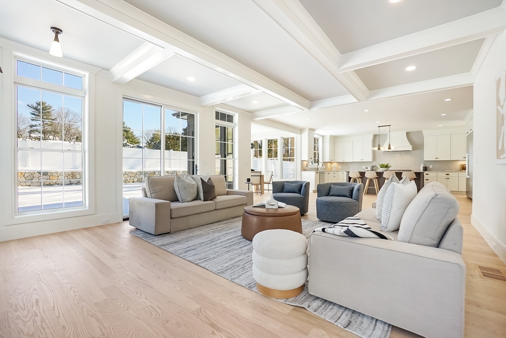 18 Ina Road Needham, MA 02492 - Photo 11 of 41