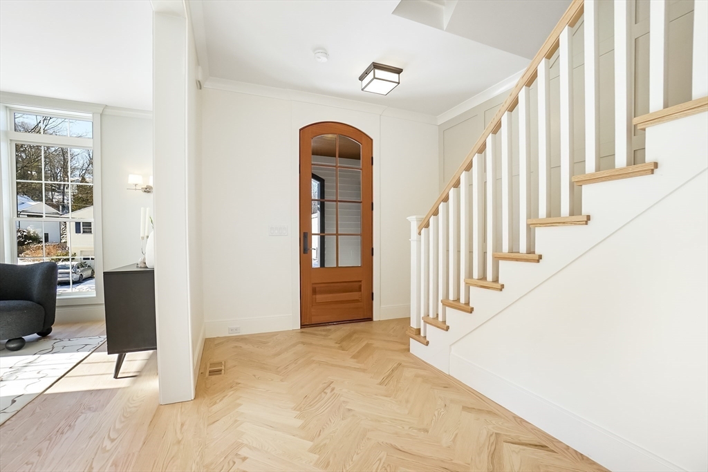 18 Ina Road Needham, MA 02492 - Photo 17 of 41