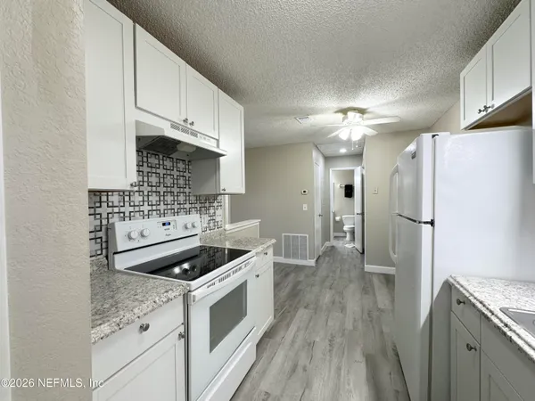 $1,500 | 1600 Big Tree Road, Unit O7, Daytona Beach, FL 32119