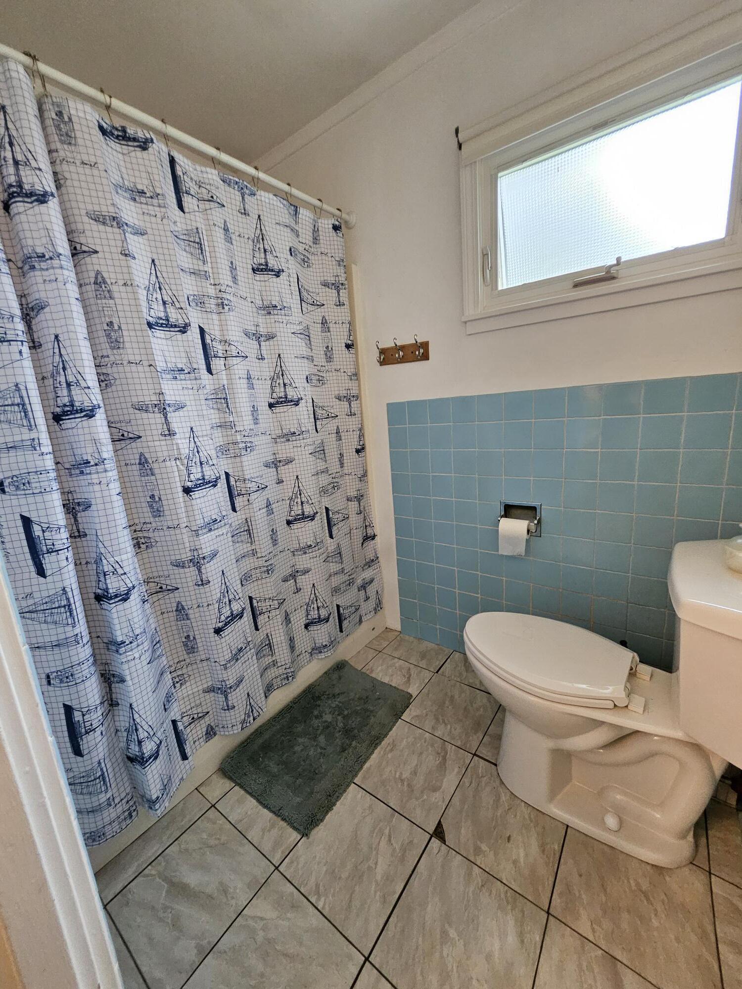200 Davis Road Bangor, ME 04401 - Photo 16 of 31 Full Bath3
