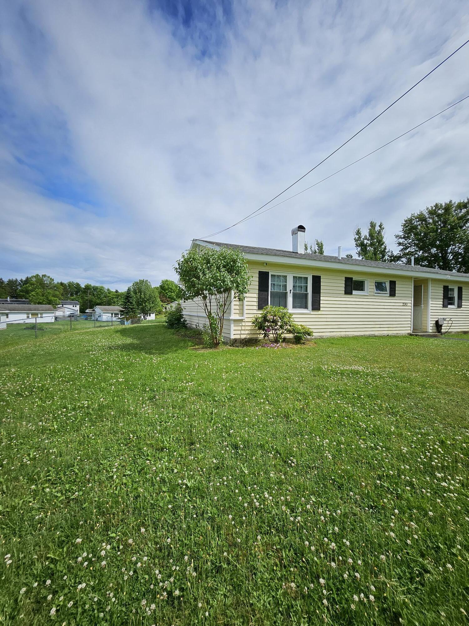 200 Davis Road Bangor, ME 04401 - Photo 22 of 31 Front Yard