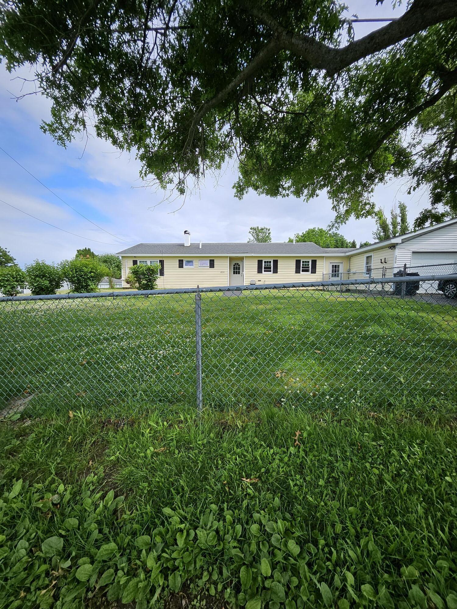 200 Davis Road Bangor, ME 04401 - Photo 24 of 31 Front Yard3