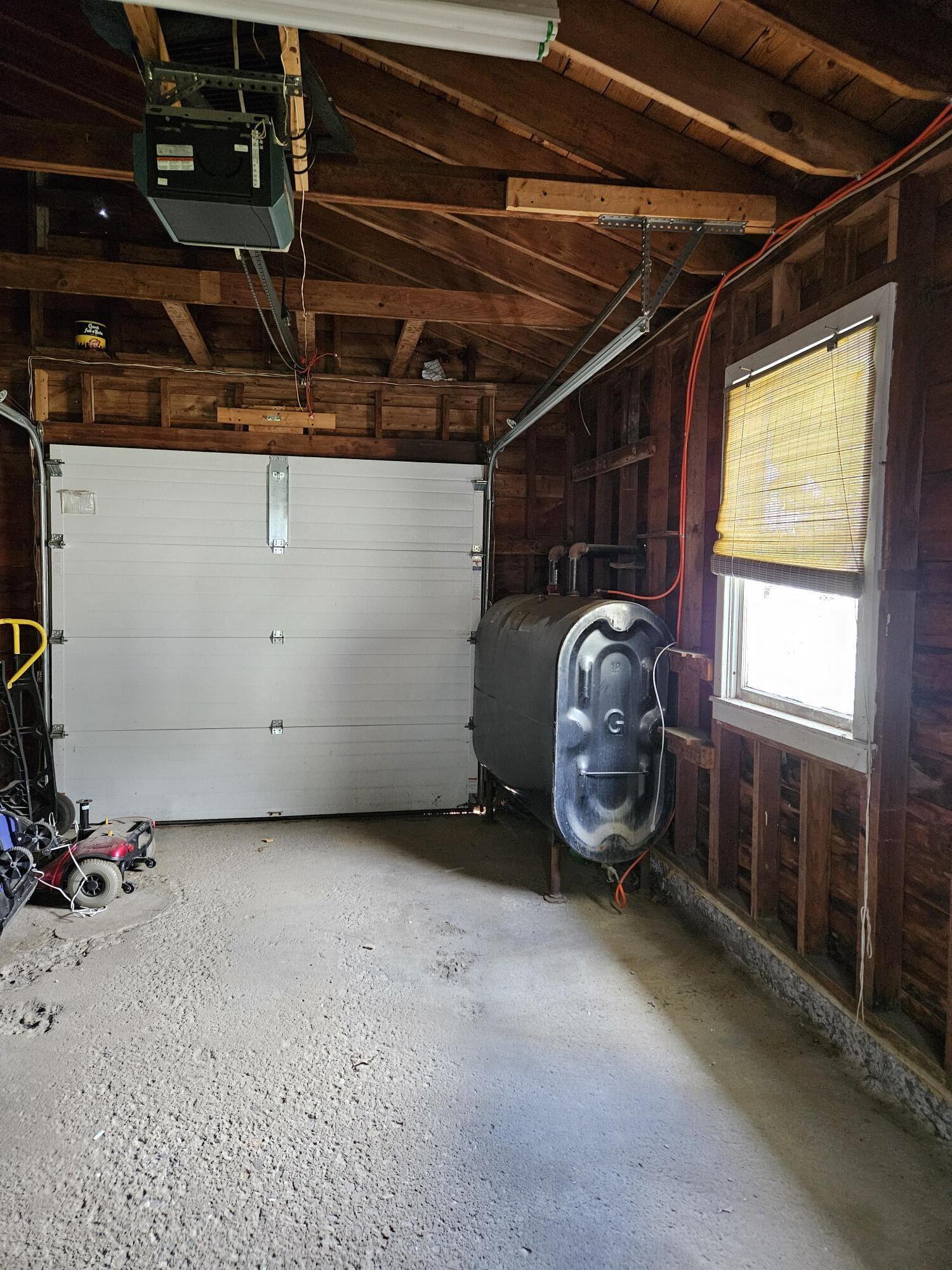 200 Davis Road Bangor, ME 04401 - Photo 26 of 31 Garage2