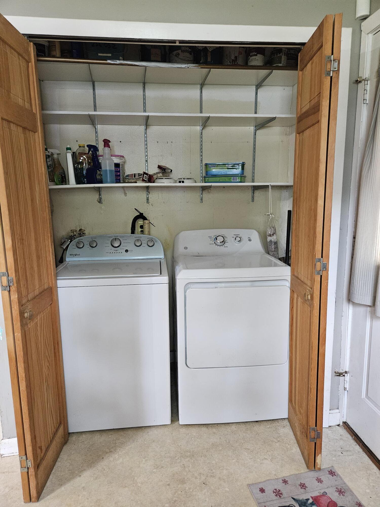 200 Davis Road Bangor, ME 04401 - Photo 3 of 31 Washer & Dryer