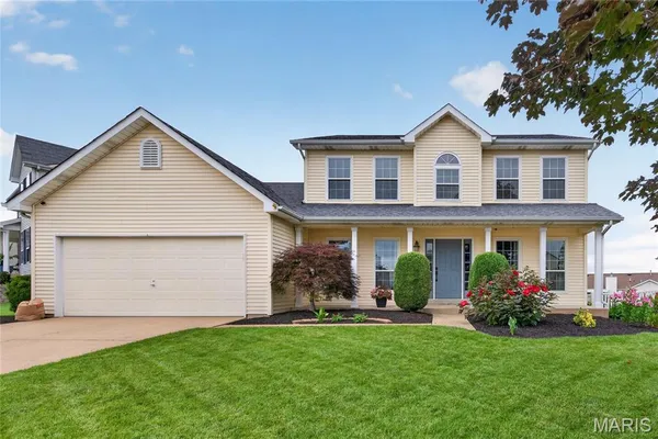 $450,000 | 3 Revolutionary Way Court, O'Fallon, MO 63366