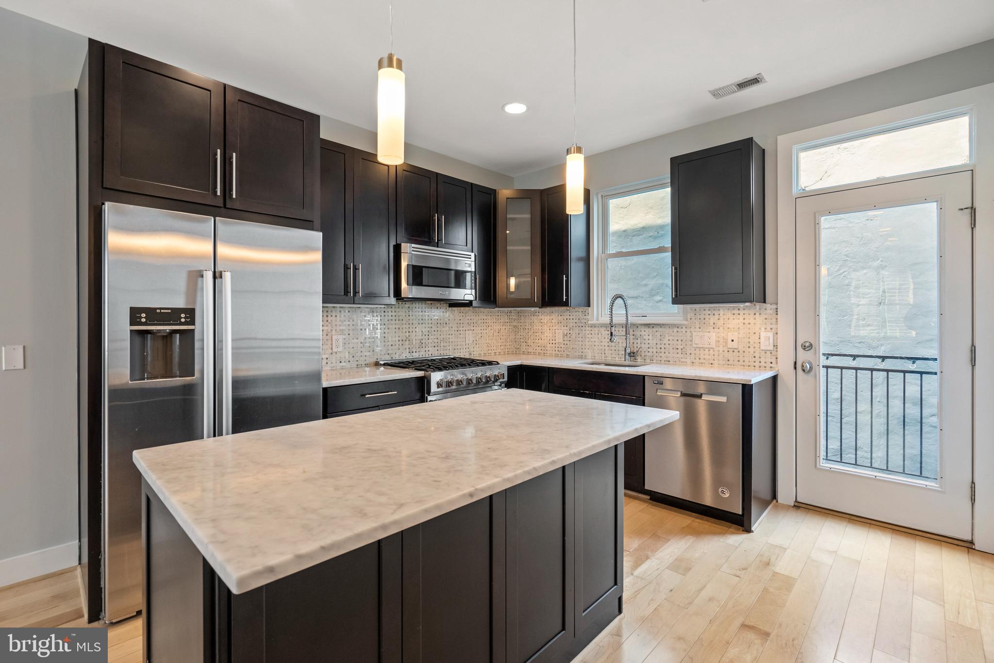 751 P Street Northwest, Unit 4 Washington, DC 20001 - Photo 3 of 13