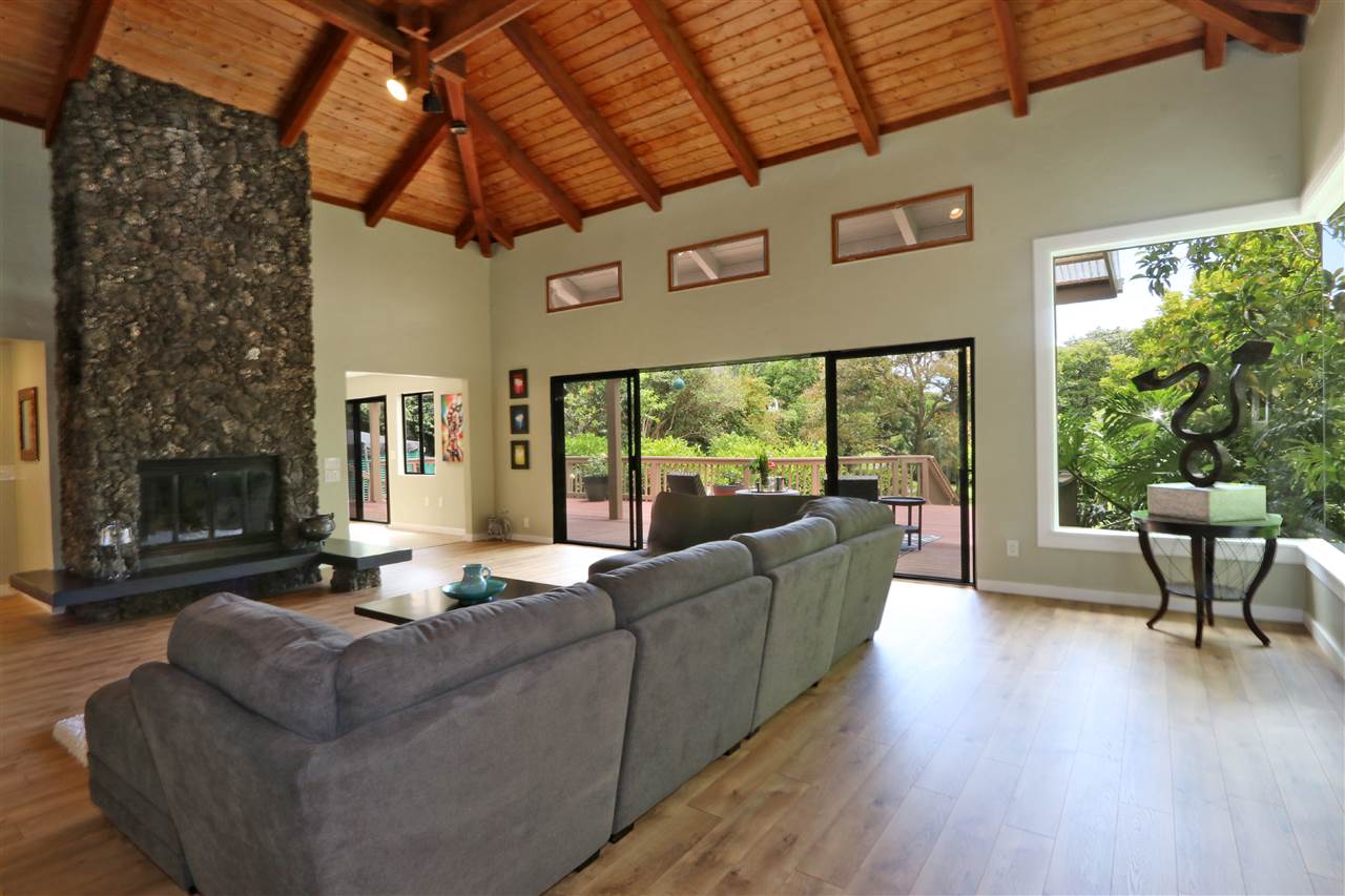 620 Awalau Road Haiku, HI 96708 - Photo 4 of 30 a living room with furniture and a large window