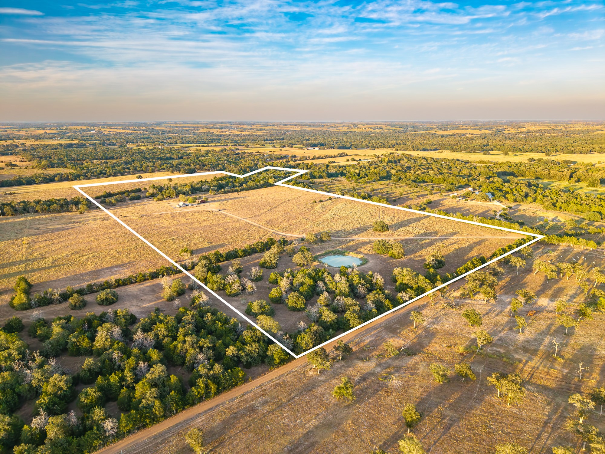 5325 East Blaschke Road Schulenburg, TX 78956 - Photo 3 of 21 Gallery Image 3