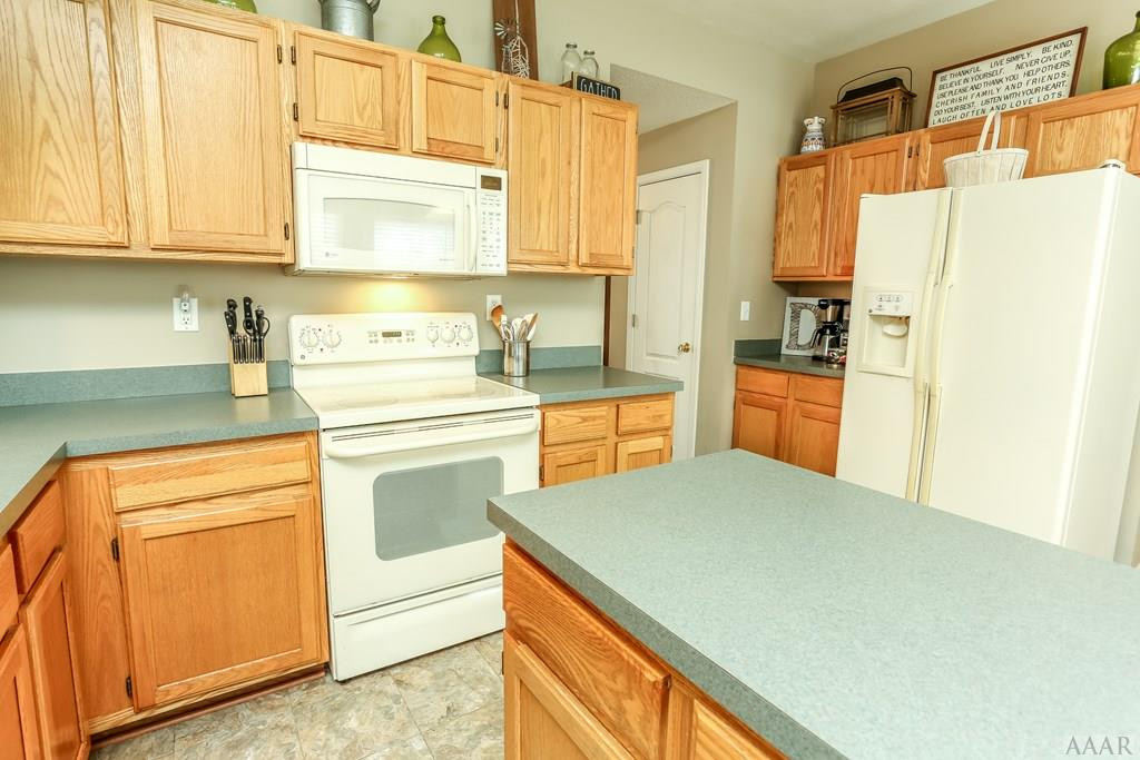 262 Green View Road Moyock, NC 27958 - Photo 9 of 45