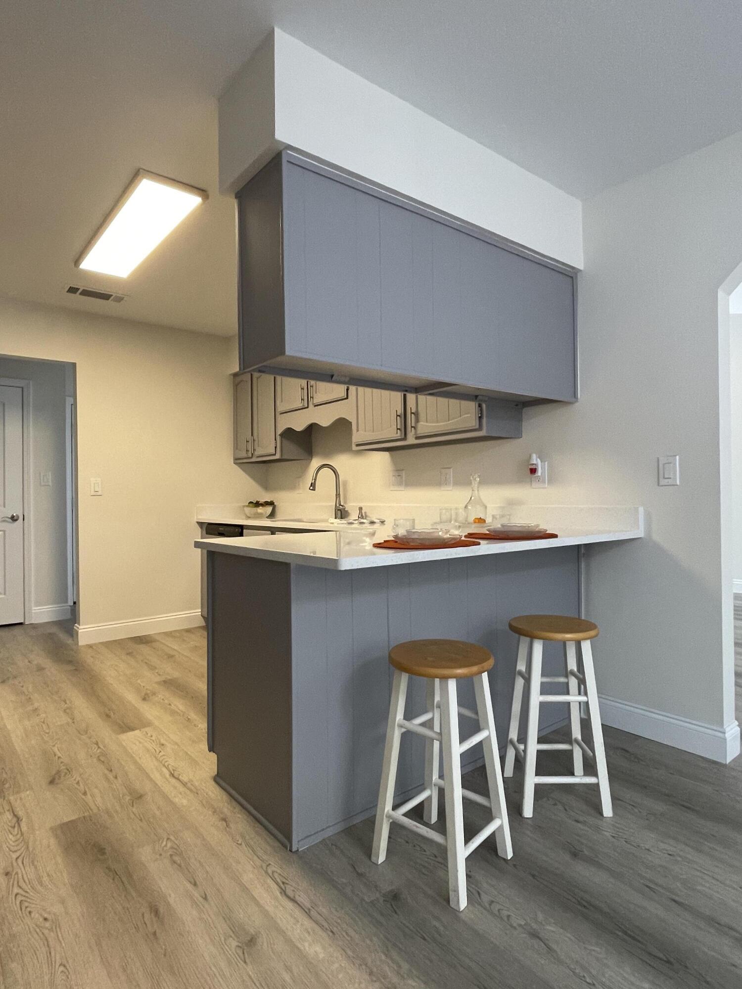 433 Barbados Way Niceville, FL 32578 - Photo 17 of 65 KITCHEN CABINETS PAINTED 3