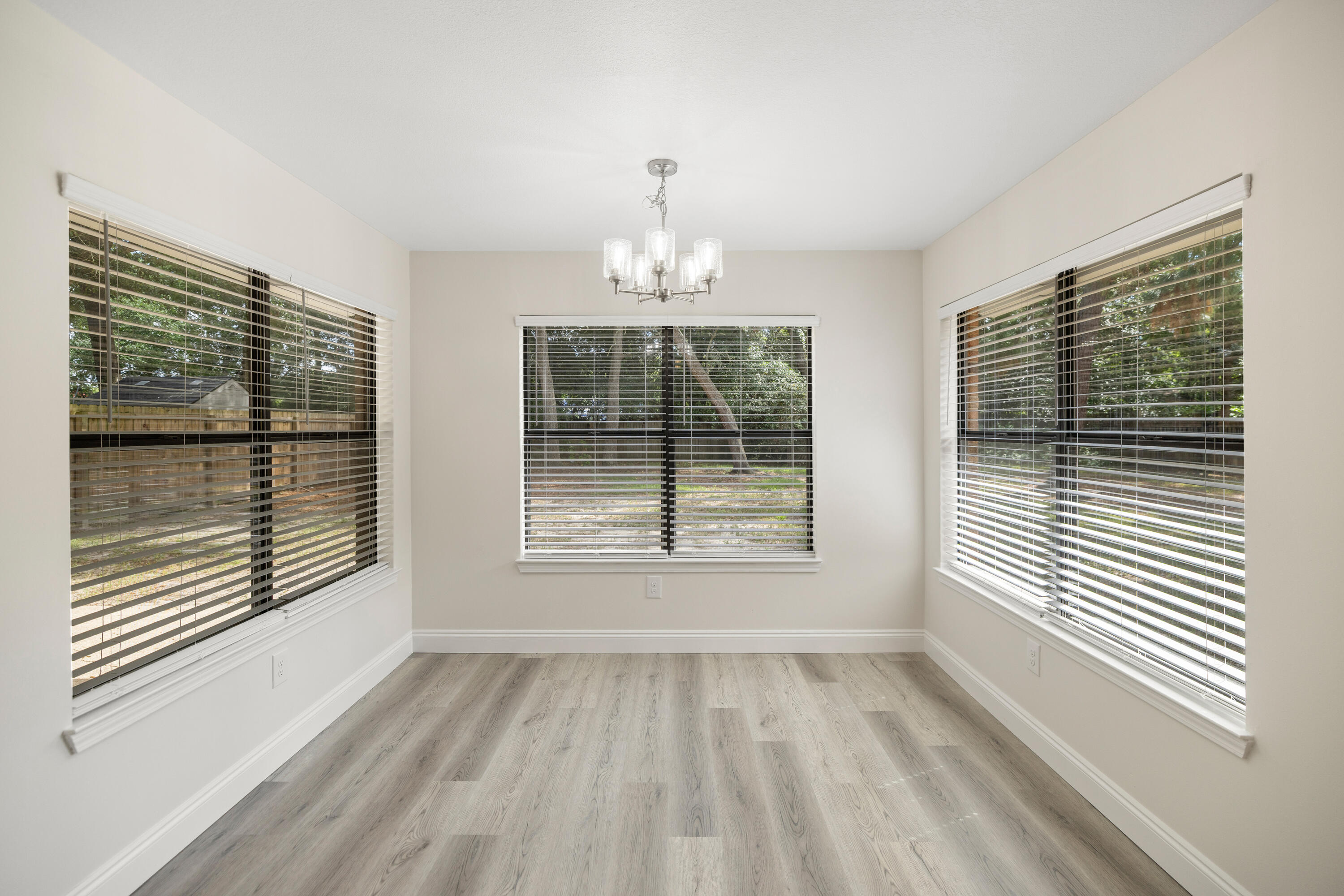 433 Barbados Way Niceville, FL 32578 - Photo 22 of 65 a view of an empty room with a window