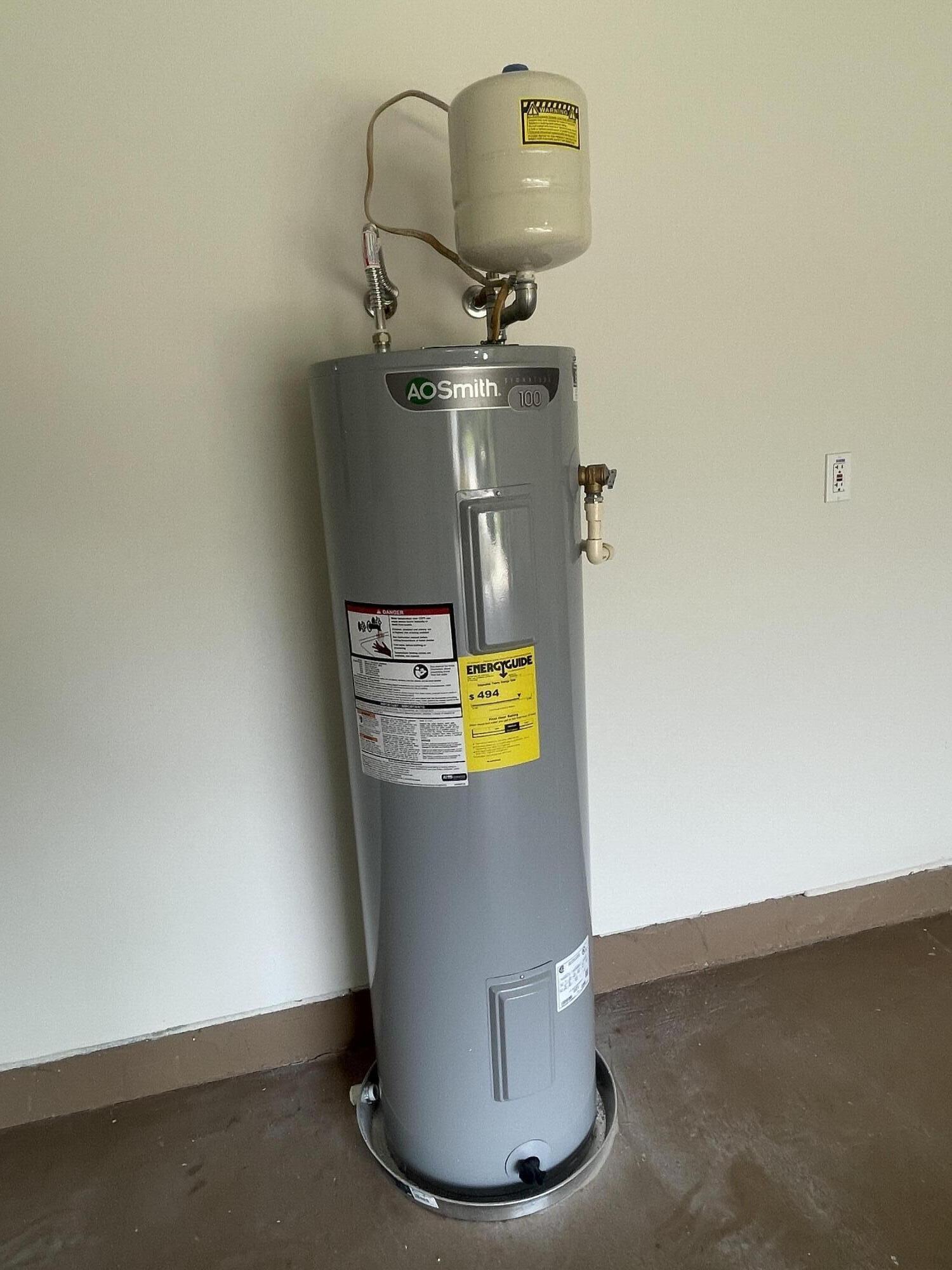 433 Barbados Way Niceville, FL 32578 - Photo 45 of 65 a view of a sink