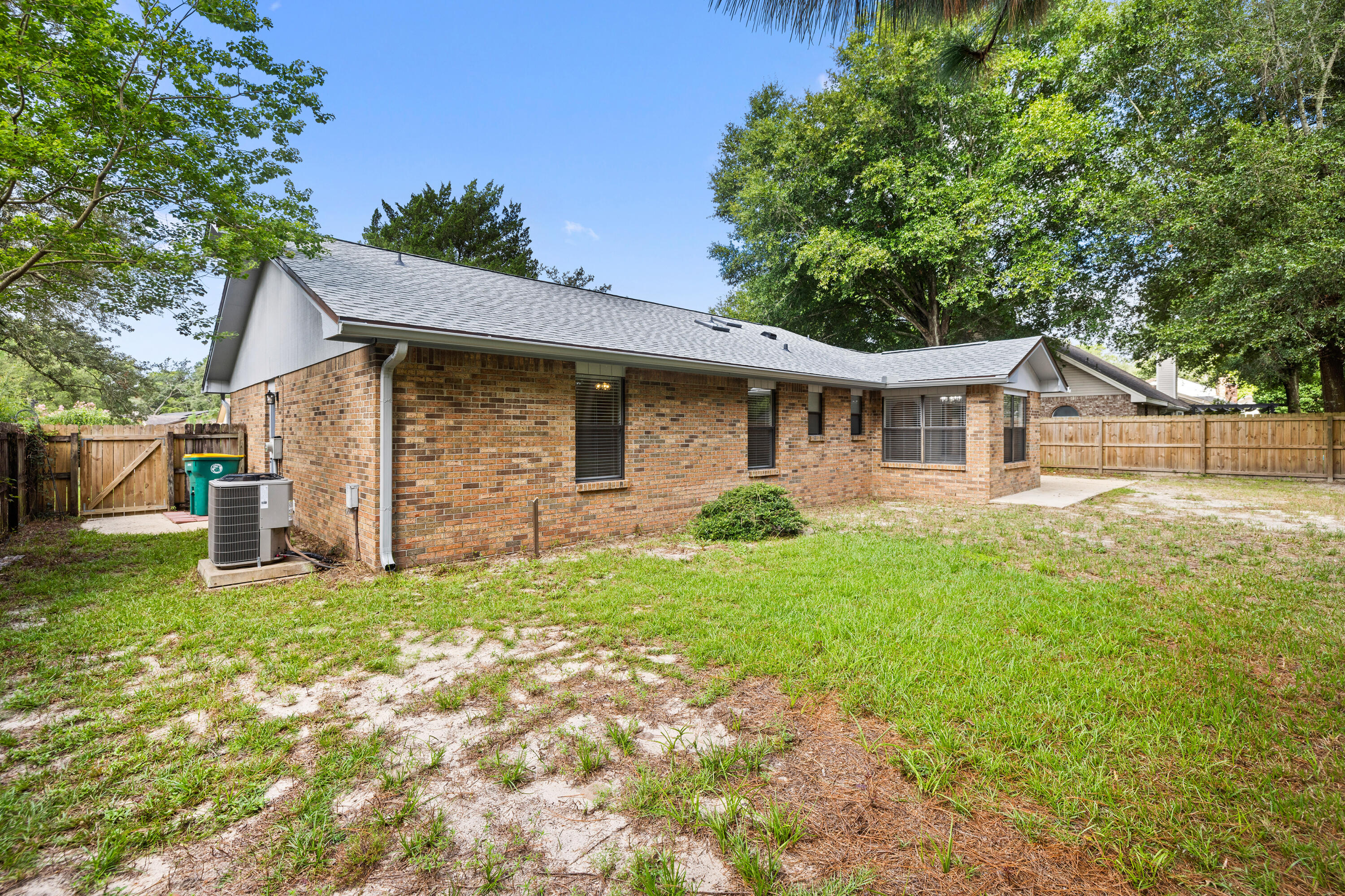 433 Barbados Way Niceville, FL 32578 - Photo 52 of 65 BACKYARD